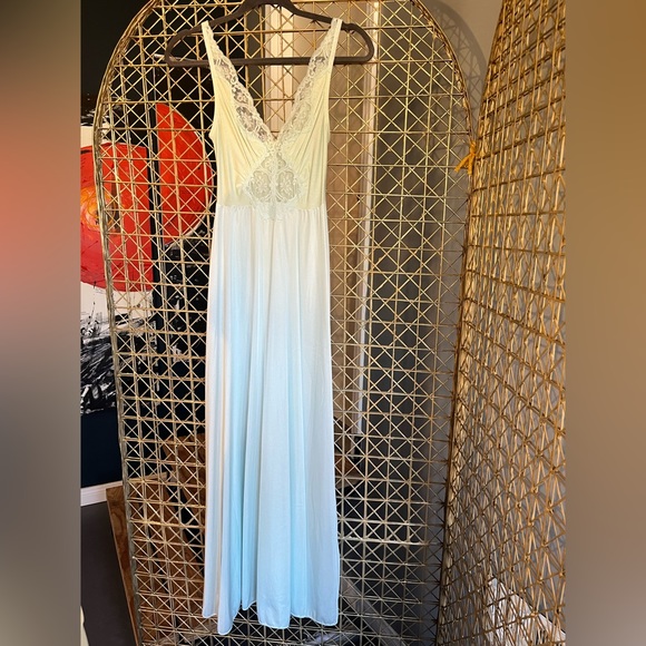 Vintage Olga BodySilk slip dress - Picture 2 of 6